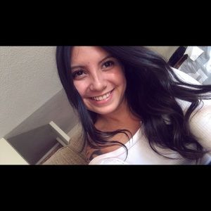 Meet your Posher, Melina